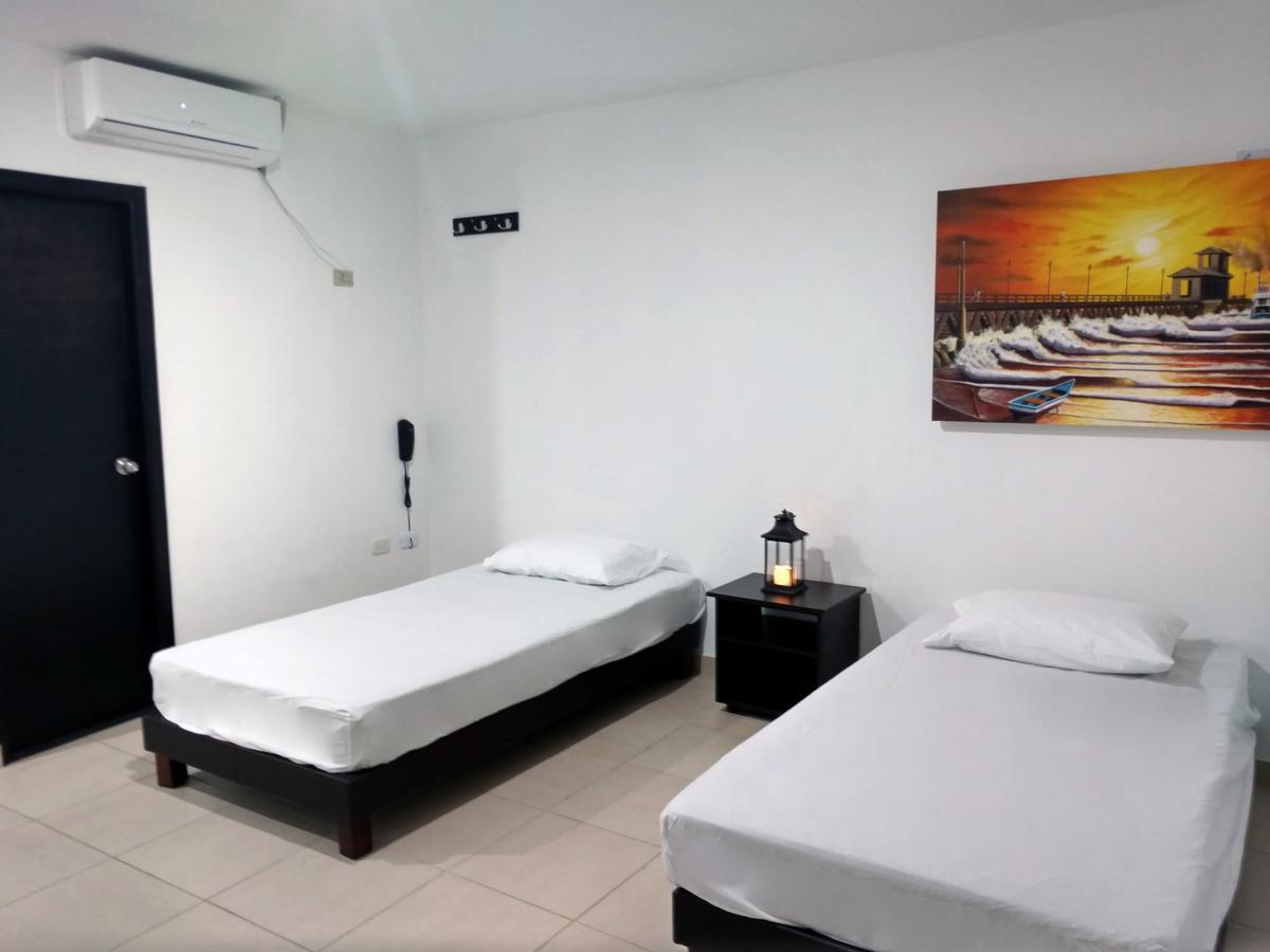 Hotel El Emigrante Puerto Colombia Ngoại thất bức ảnh